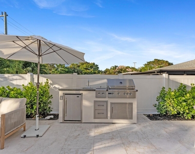 220 S Swinton Avenue - Photo Thumbnail 5