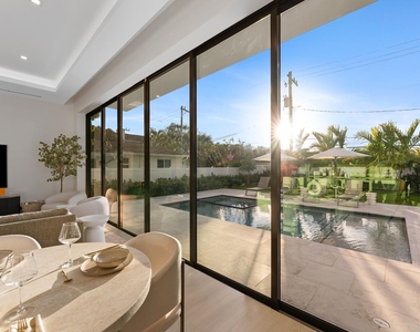 220 S Swinton Avenue - Photo Thumbnail 28