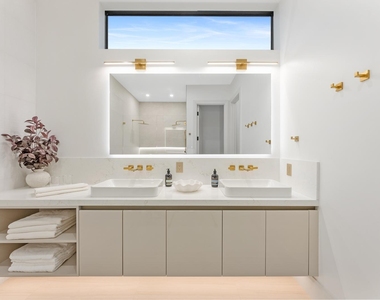 220 S Swinton Avenue - Photo Thumbnail 79