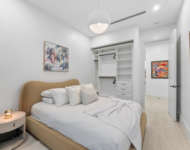 220 S Swinton Avenue - Photo Thumbnail 78