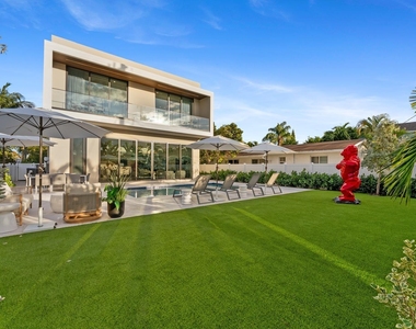 220 S Swinton Avenue - Photo Thumbnail 7