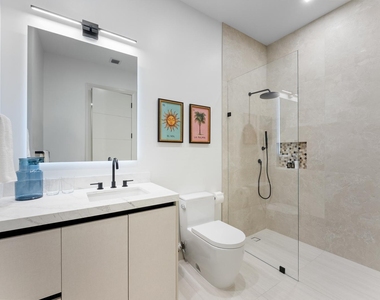 220 S Swinton Avenue - Photo Thumbnail 71