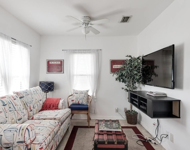 1907 Parker Avenue - Photo Thumbnail 3