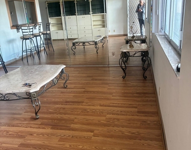 700 Village Green Court - Photo Thumbnail 1