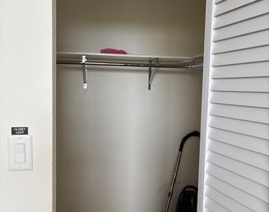 689 Ne 6th Court - Photo Thumbnail 18