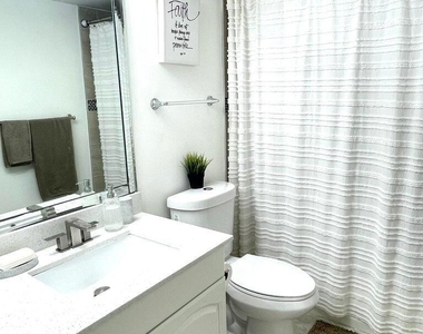 1714 Consulate Place - Photo Thumbnail 13