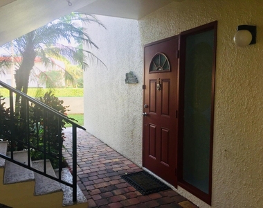 1714 Consulate Place - Photo Thumbnail 25