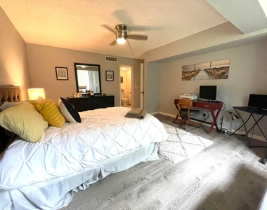 1714 Consulate Place - Photo Thumbnail 19
