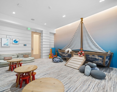 2200 N Ocean Boulevard - Photo Thumbnail 26