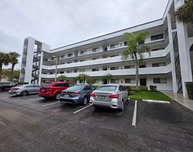 4725 Lucerne Lakes Boulevard E - Photo Thumbnail 11