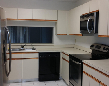 4725 Lucerne Lakes Boulevard E - Photo Thumbnail 2