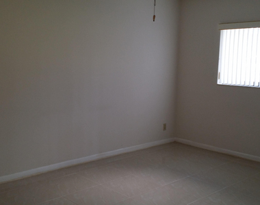 4725 Lucerne Lakes Boulevard E - Photo Thumbnail 5