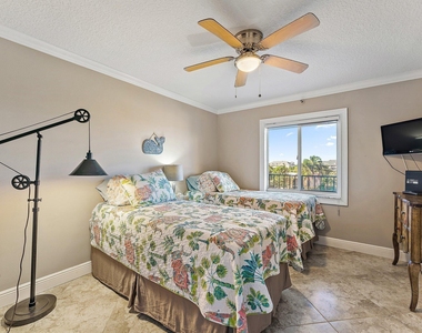 275 Palm Avenue - Photo Thumbnail 30