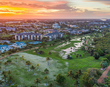 275 Palm Avenue - Photo Thumbnail 42