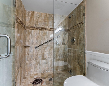 275 Palm Avenue - Photo Thumbnail 27