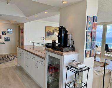 5540 N Ocean Drive - Photo Thumbnail 13