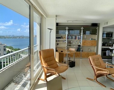 5540 N Ocean Drive - Photo Thumbnail 8