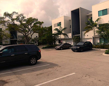 3050 Nw 68th Street - Photo Thumbnail 5
