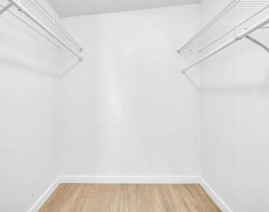 4905 Ne 2nd Way - Photo Thumbnail 11