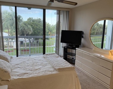 2761 Village Boulevard - Photo Thumbnail 16