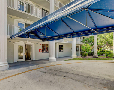 2761 Village Boulevard - Photo Thumbnail 1