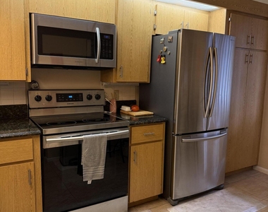2761 Village Boulevard - Photo Thumbnail 13