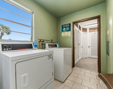 1638 Embassy Drive - Photo Thumbnail 15