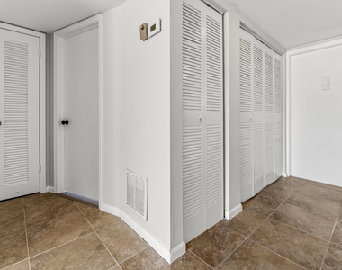 1638 Embassy Drive - Photo Thumbnail 32