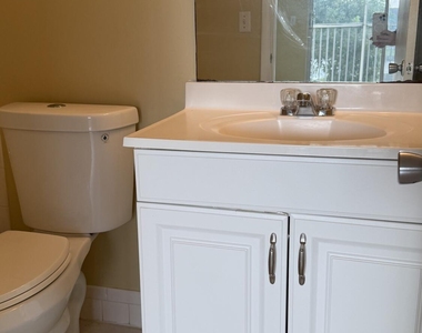 400 Sw 134th Way - Photo Thumbnail 12