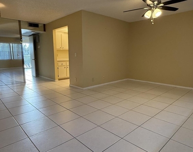 400 Sw 134th Way - Photo Thumbnail 10
