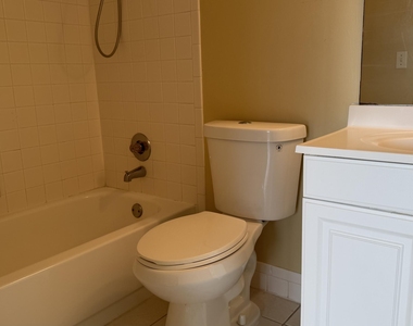 400 Sw 134th Way - Photo Thumbnail 8