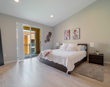 11789 Saint Andrews Place - Photo Thumbnail 14