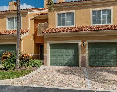 11789 Saint Andrews Place - Photo Thumbnail 1