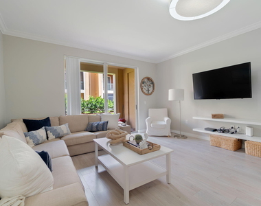 11789 Saint Andrews Place - Photo Thumbnail 10