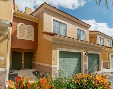 11789 Saint Andrews Place - Photo Thumbnail 2