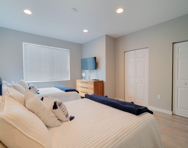 11789 Saint Andrews Place - Photo Thumbnail 24