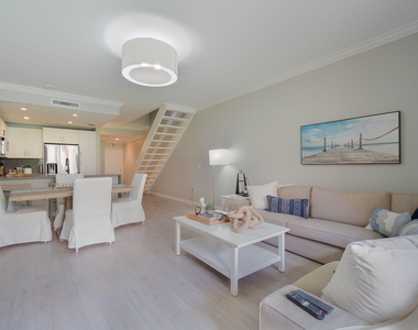 11789 Saint Andrews Place - Photo Thumbnail 12