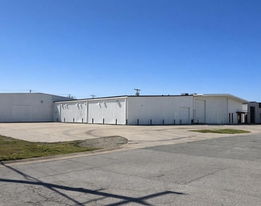 2412 Sw 14th Street - Photo Thumbnail 1