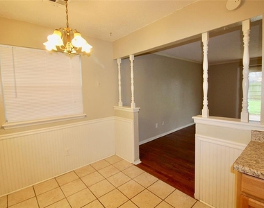 2124 Allenhurst Street - Photo Thumbnail 6