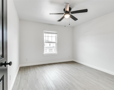 13015 Nw 3rd Court - Photo Thumbnail 32