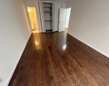 405 East 56th Street - Photo Thumbnail 10