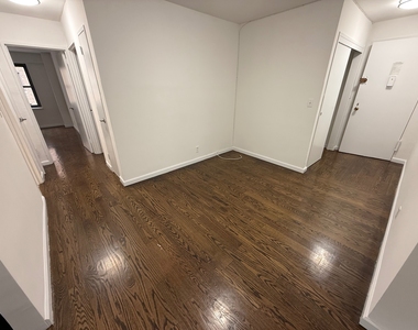 405 East 56th Street - Photo Thumbnail 3