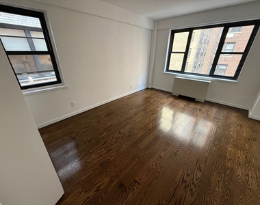 405 East 56th Street - Photo Thumbnail 7
