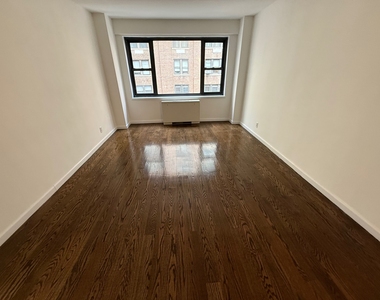 405 East 56th Street - Photo Thumbnail 9