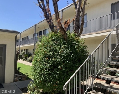 425 Fairview - Photo Thumbnail 1
