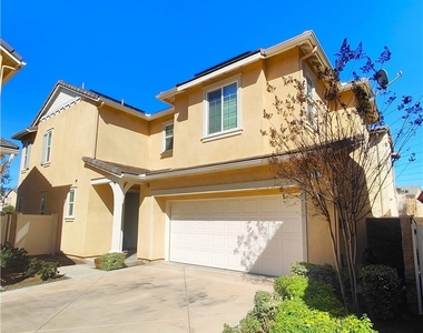 3157 E Chip Smith Way - Photo Thumbnail 1