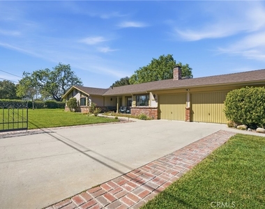 2611 Janin Way - Photo Thumbnail 43