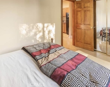 22972 Avenue San Luis - Photo Thumbnail 3