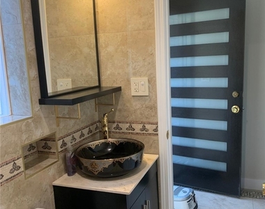 22972 Avenue San Luis - Photo Thumbnail 20