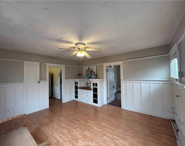 384 W 15th St - Photo Thumbnail 1